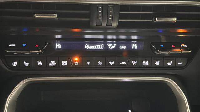 Used 2025 MAZDA CX-70 3.3 Turbo S w/ Premium Package image 23