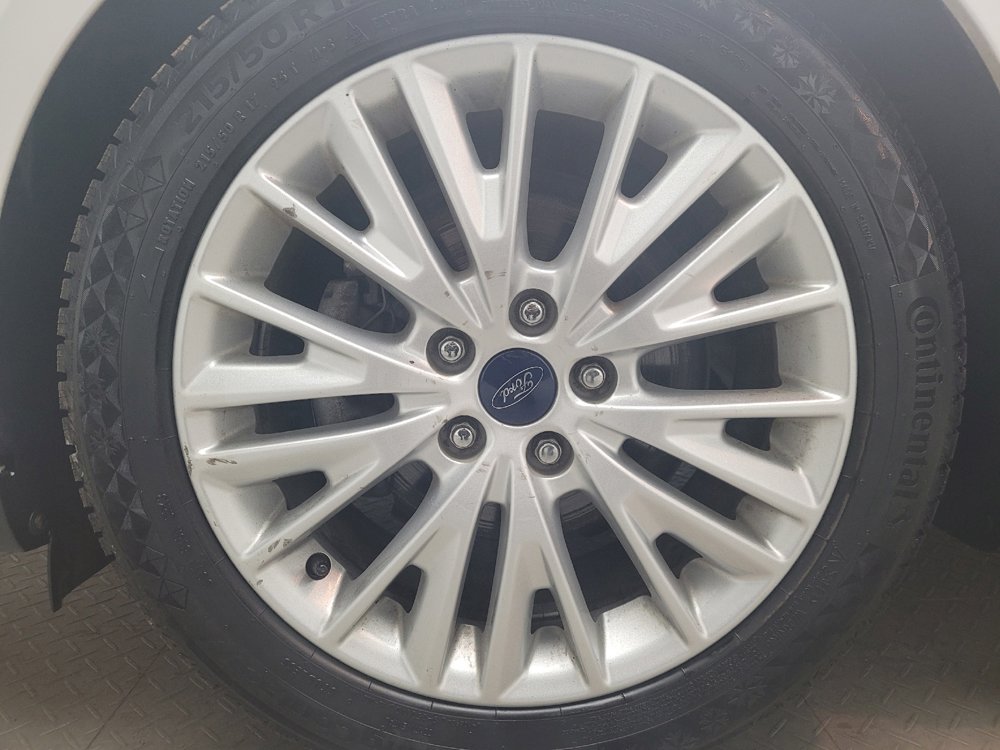 Used 2018 Ford Focus Titanium image 31