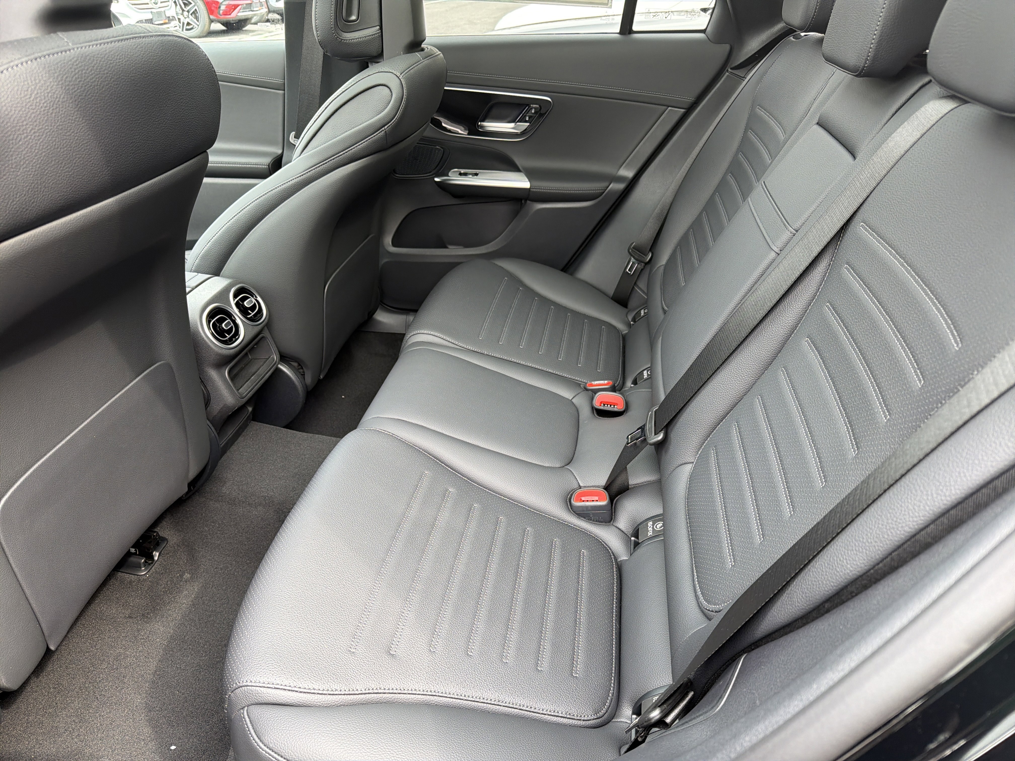 New 2026 Mercedes-Benz GLC 300 4MATIC image 24