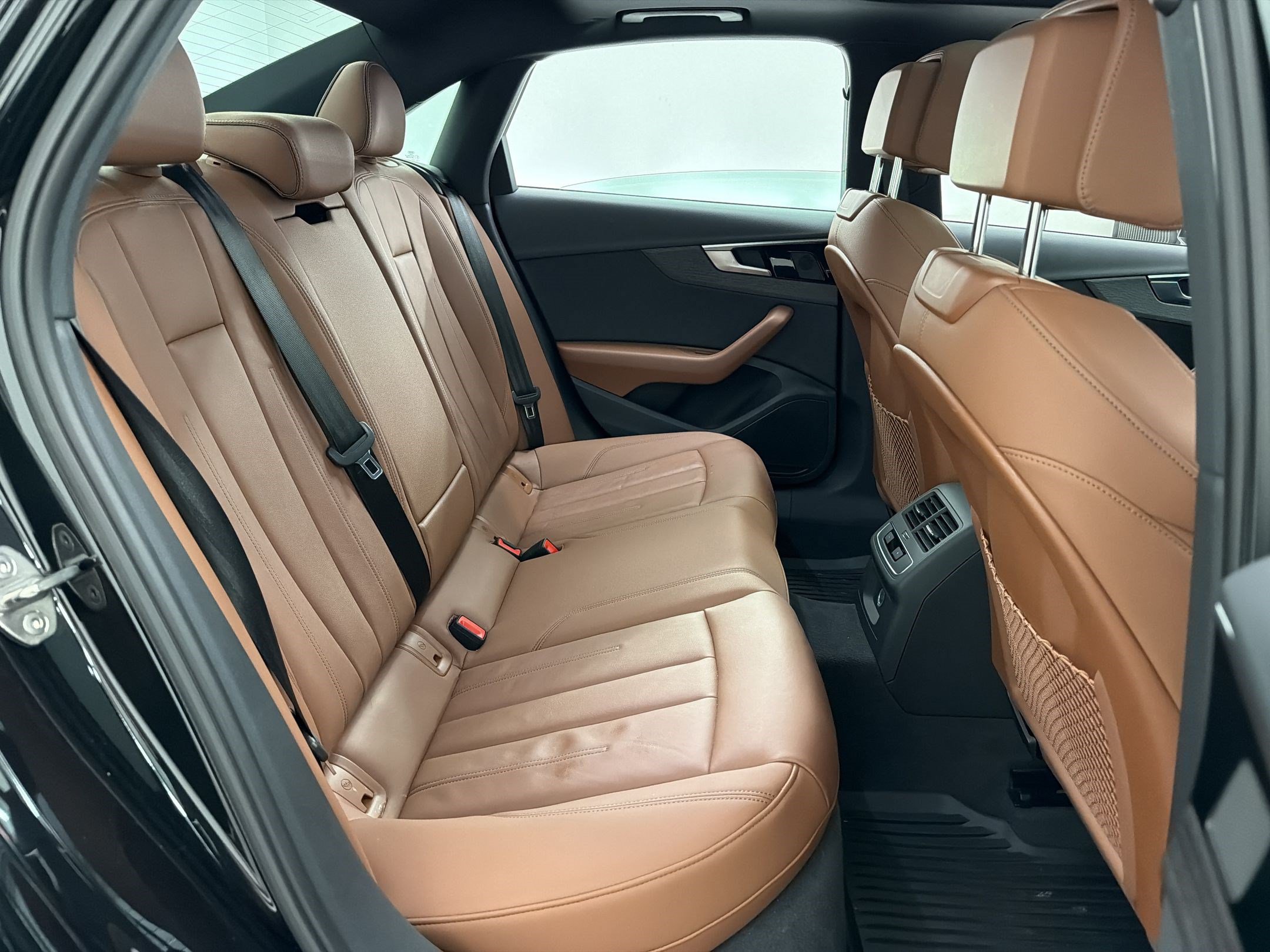 Used 2023 Audi A4 2.0T Premium w/ Convenience Package AWD/4WD image 29