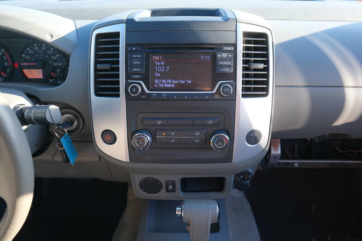 Used 2017 Nissan Frontier SV RWD image 19