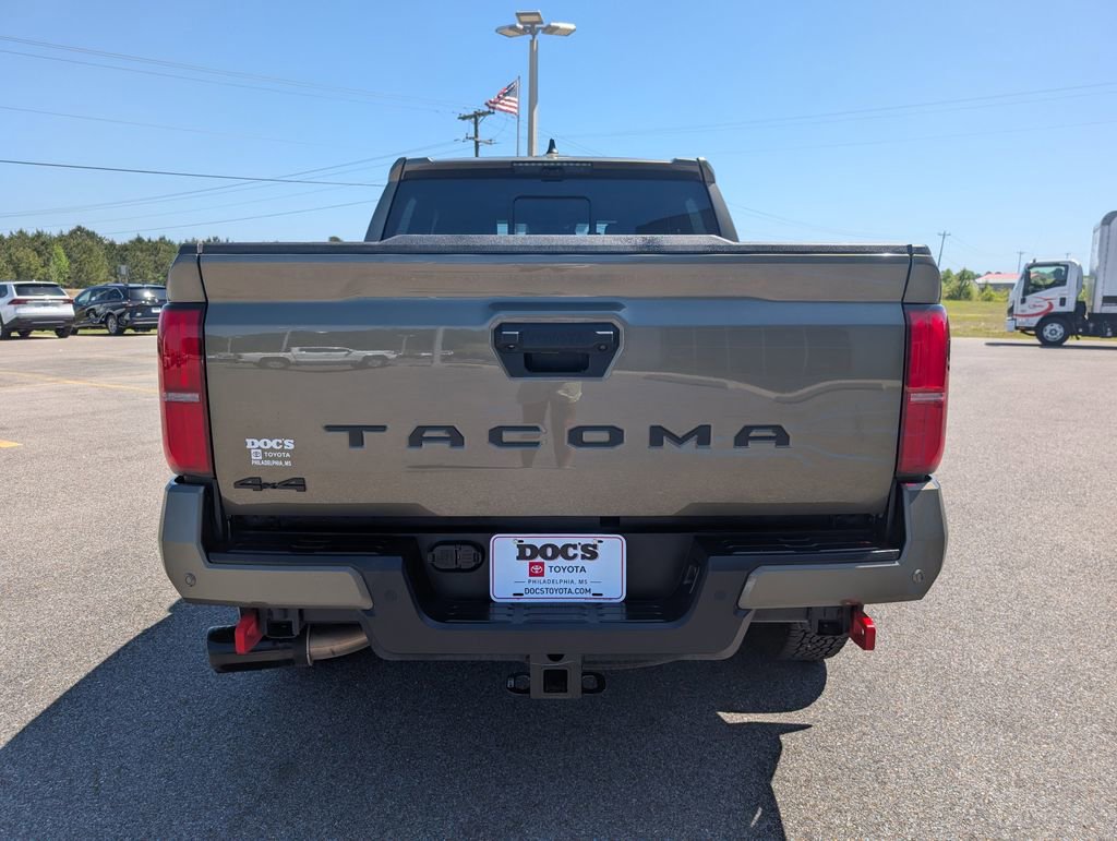 Used 2024 Toyota Tacoma TRD Off-Road w/ TRD Off Road Premium Package image 4