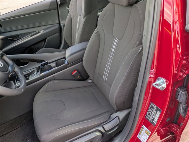 Certified 2025 Hyundai Elantra SEL image 14