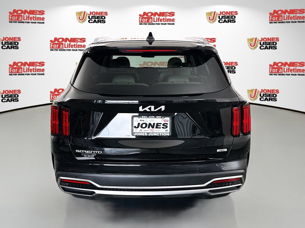 Certified 2023 Kia Sorento SX Prestige w/ Panoramic Sunroof Package AWD/4WD image 18
