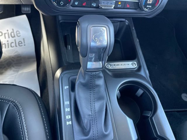 New 2026 Ford Bronco Outer Banks AWD/4WD image 14