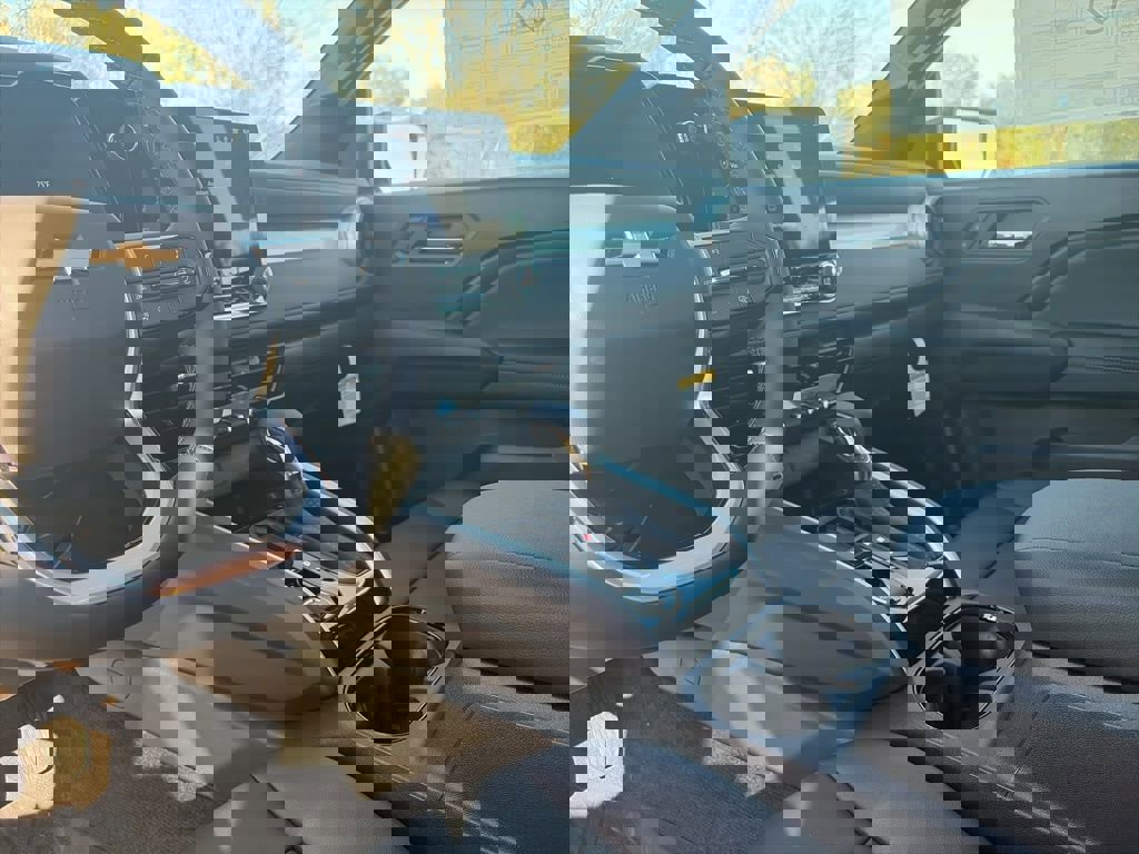 New 2026 Chevrolet Colorado LT w/ LT Convenience Package image 23