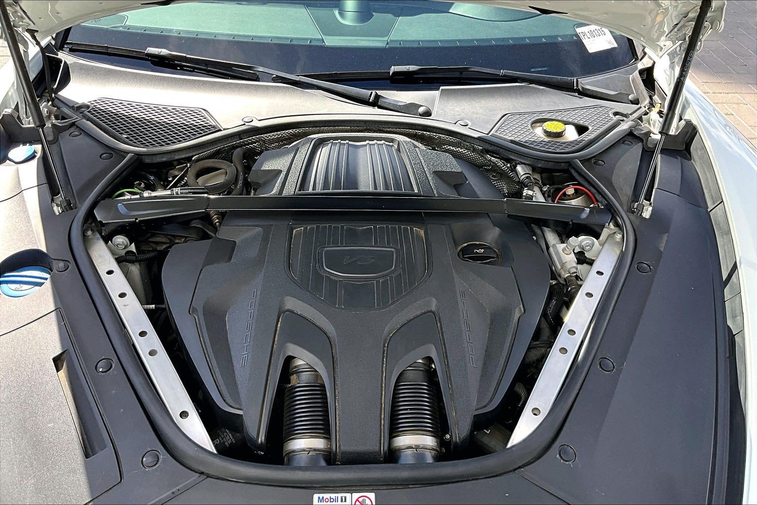 Used 2023 Porsche Panamera image 10