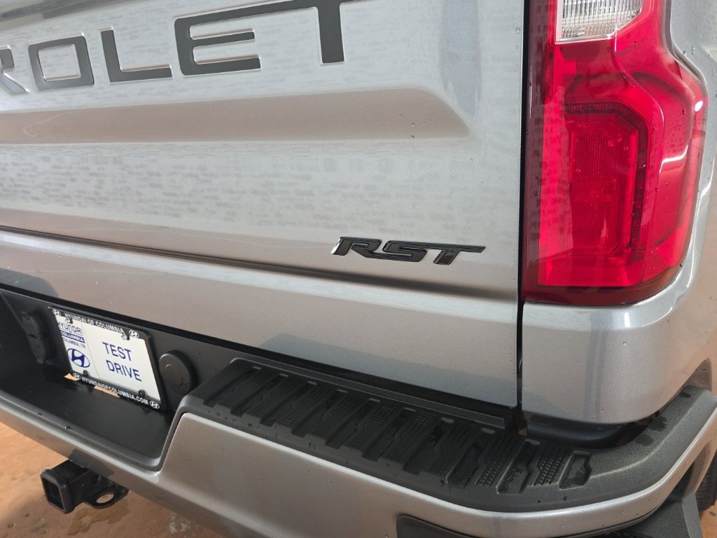 Used 2023 Chevrolet Silverado 1500 RST w/ Convenience Package II image 7