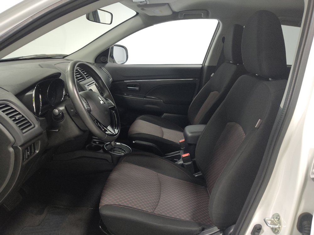 Used 2017 Mitsubishi Outlander Sport SE AWD/4WD image 17