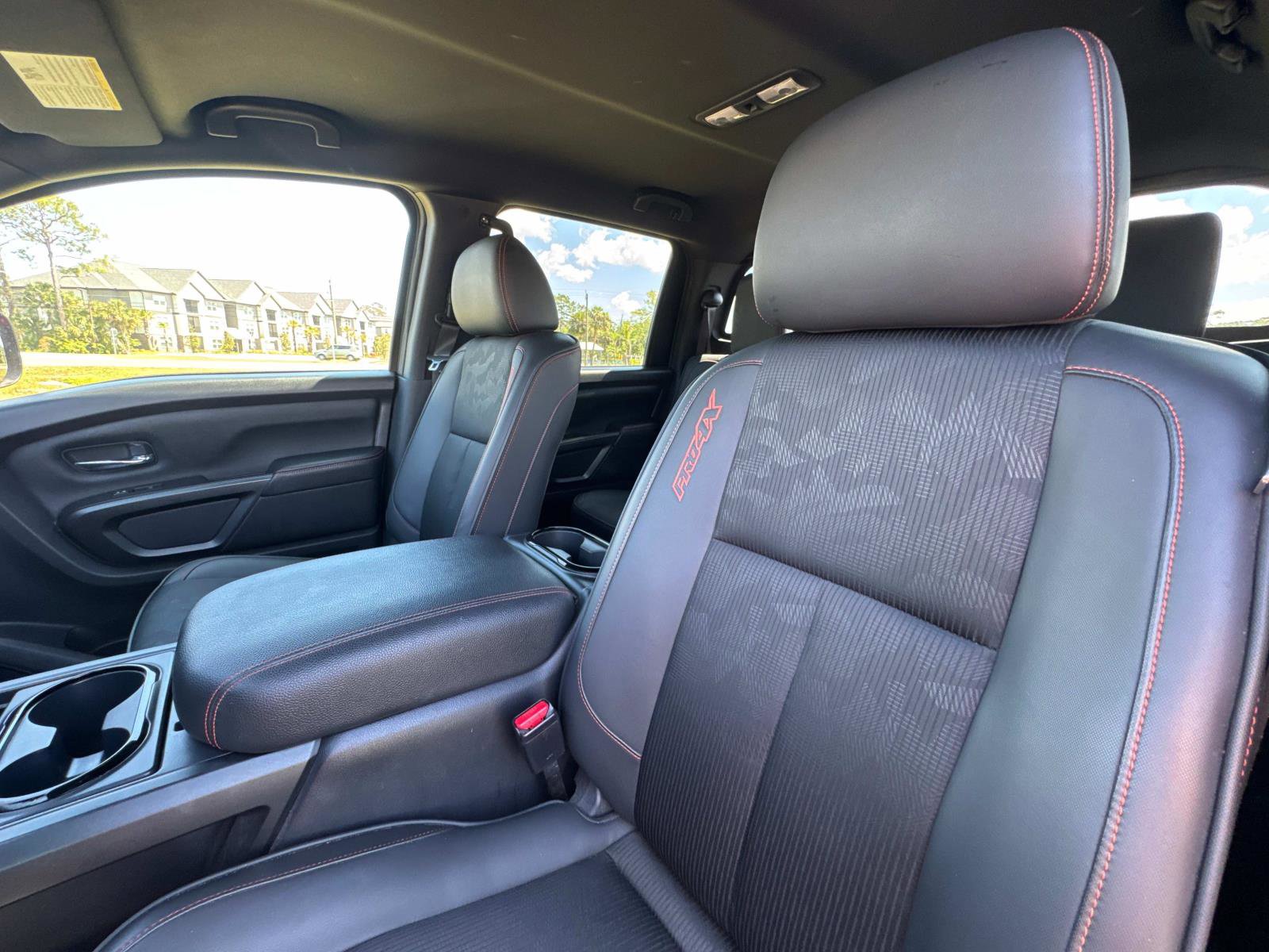 Used 2023 Nissan Titan PRO-4X image 19