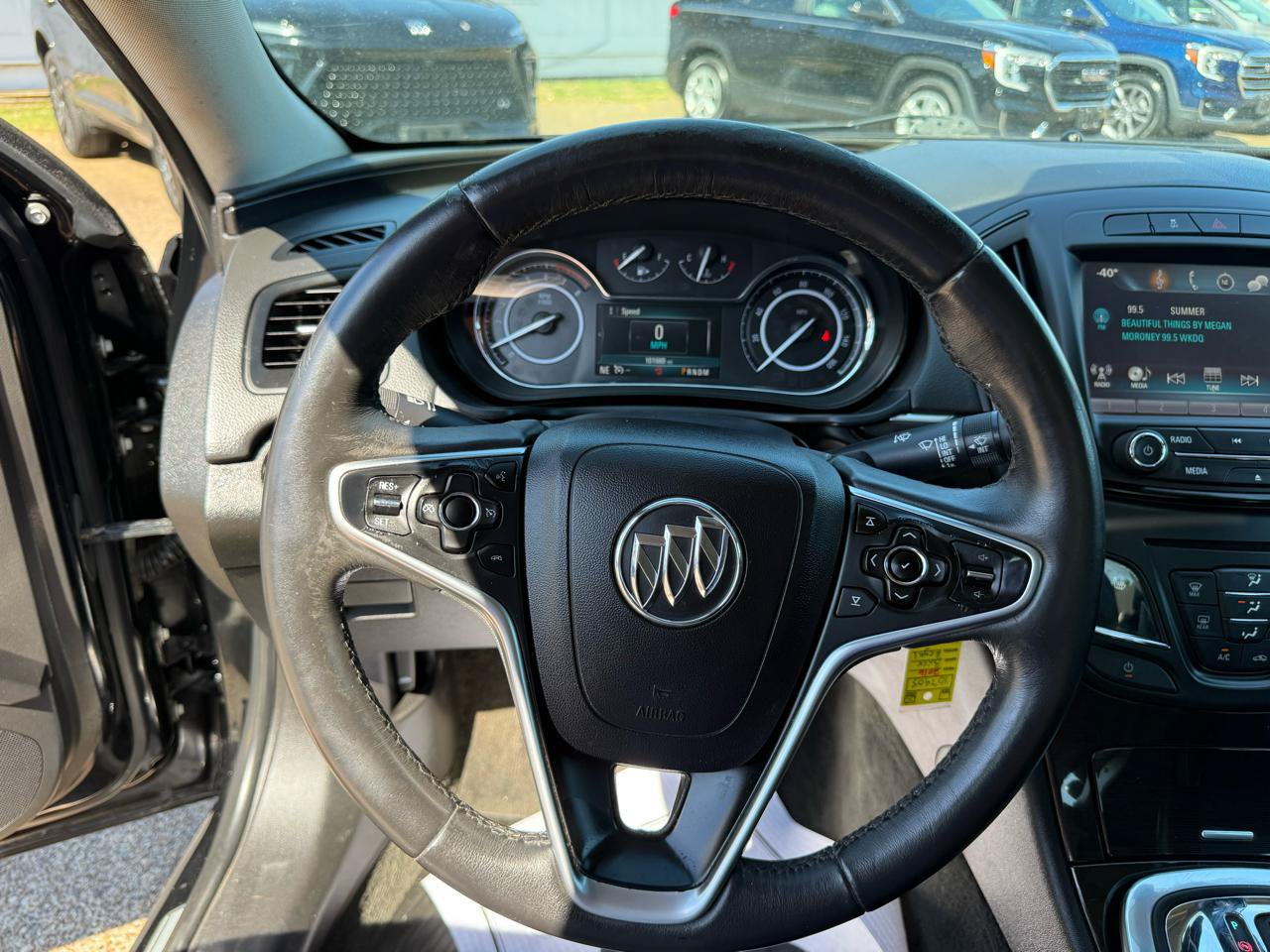 Used 2016 Buick Regal FWD image 11