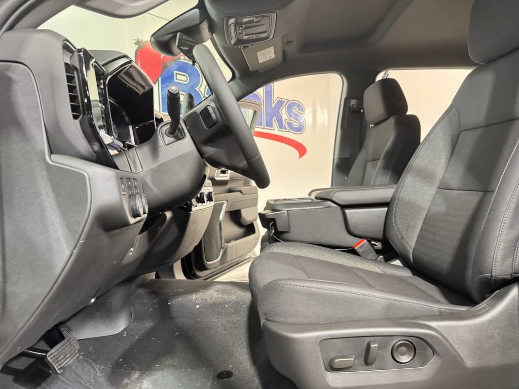 New 2026 Chevrolet Silverado 1500 LT AWD/4WD image 8