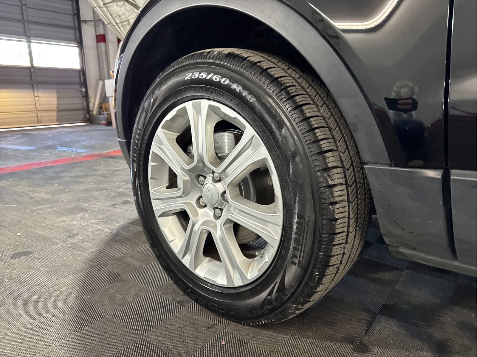 Used 2018 Land Rover Range Rover Evoque SE image 19