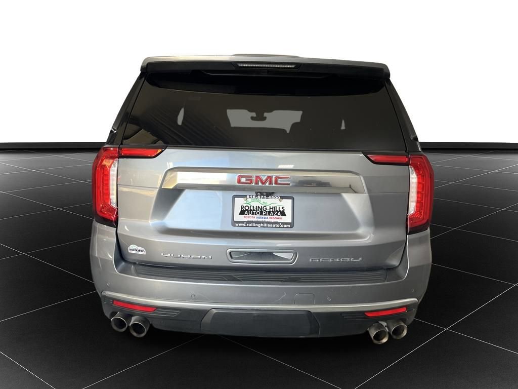 Used 2021 GMC Yukon Denali w/ Denali Premium Package image 4