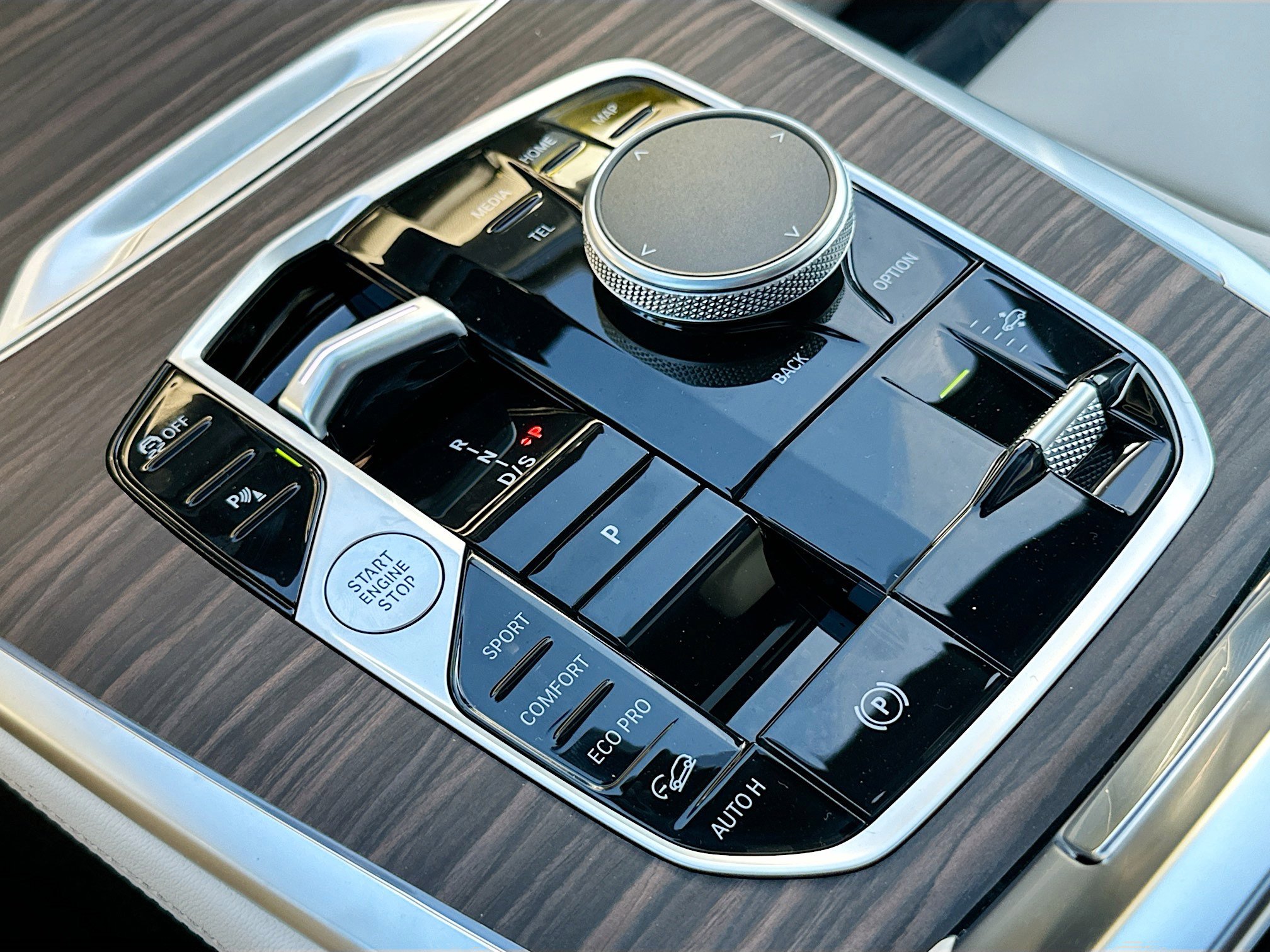 New 2026 BMW X7 xDrive40i w/ M Sport Package image 14