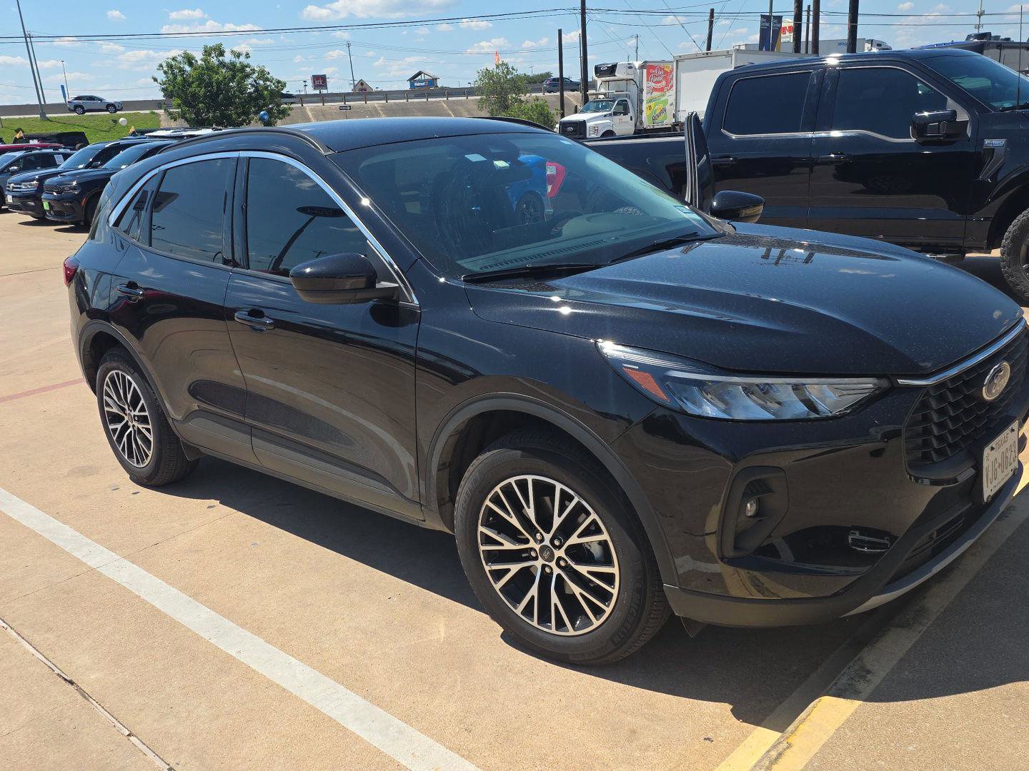 Used 2024 Ford Escape SE FWD image 5