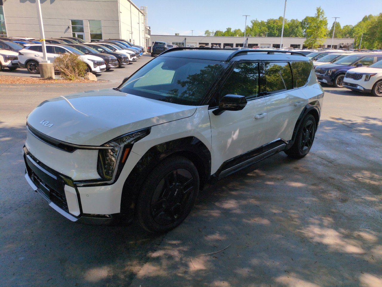 New 2026 Kia EV9 GT-Line AWD/4WD image 3