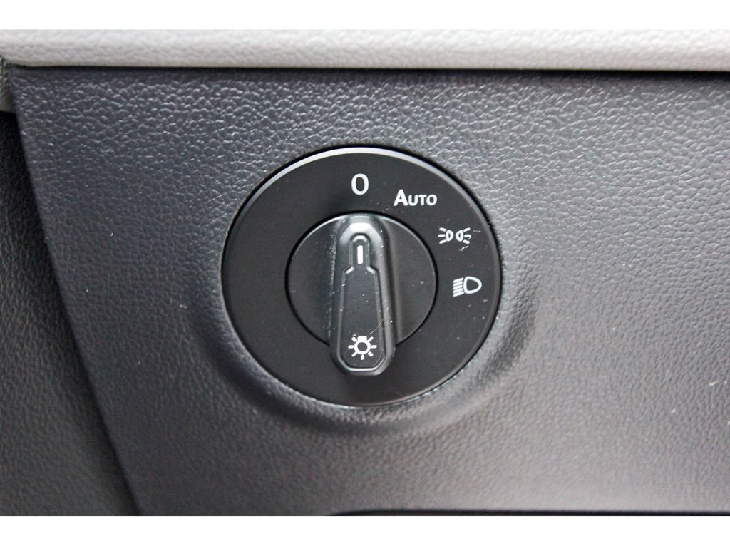 Certified 2024 Volkswagen Taos S AWD/4WD image 23