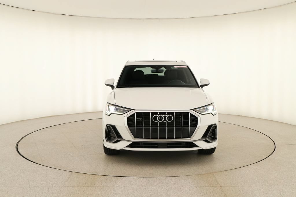 Certified 2024 Audi Q3 2.0T Premium AWD/4WD image 11