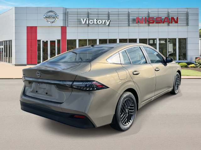 New 2026 Nissan Sentra SV w/ SV Convenience Package FWD image 3