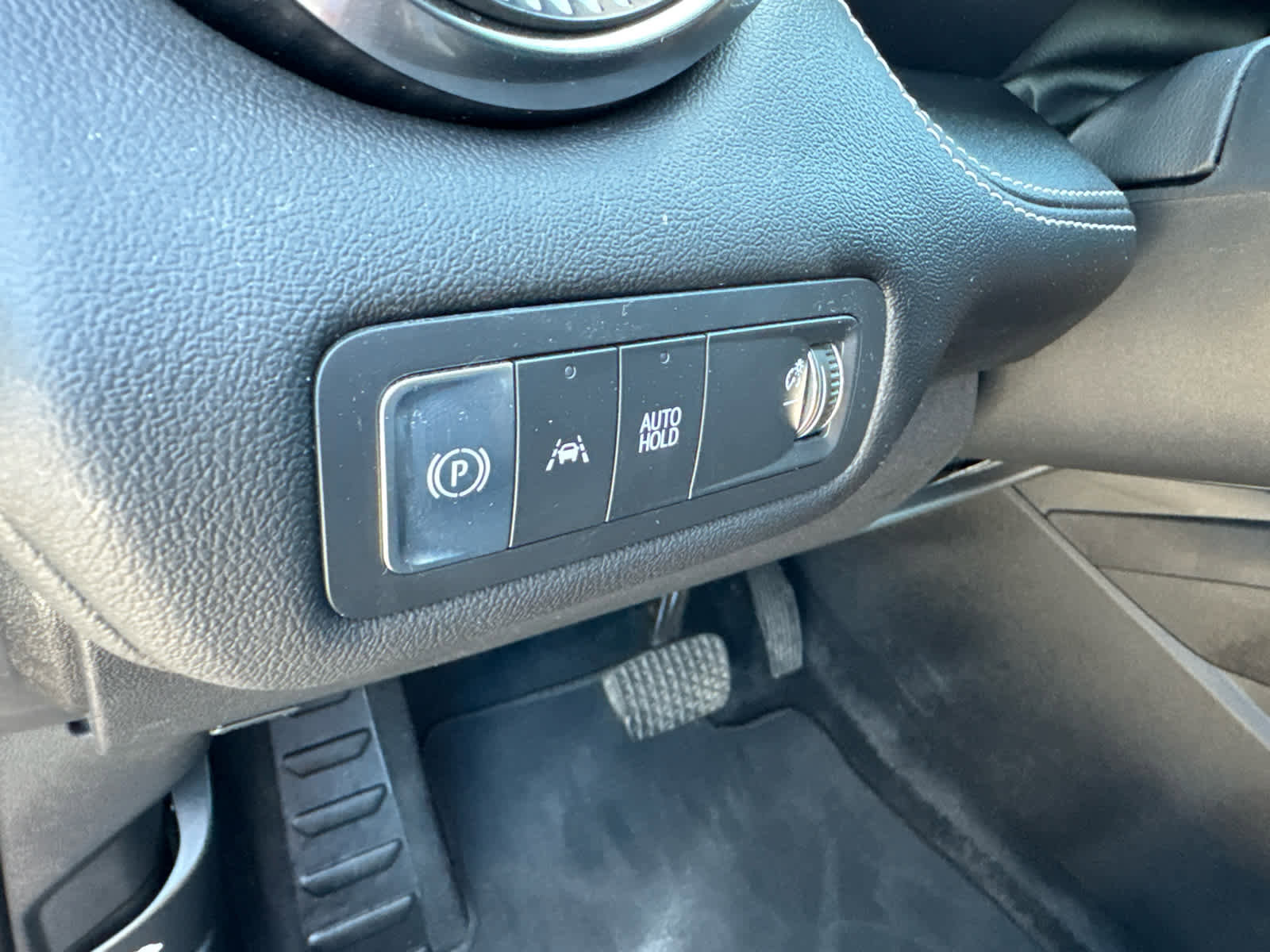 Used 2024 Chevrolet Blazer EV LT AWD/4WD image 21