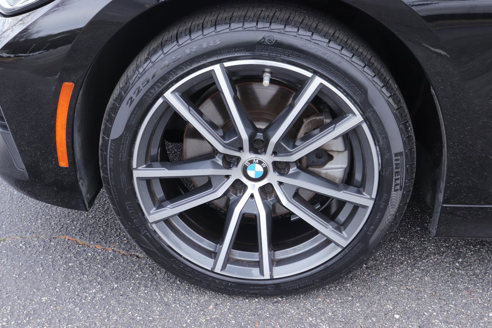 Used 2019 BMW 330i Sedan w/ Premium Package image 35