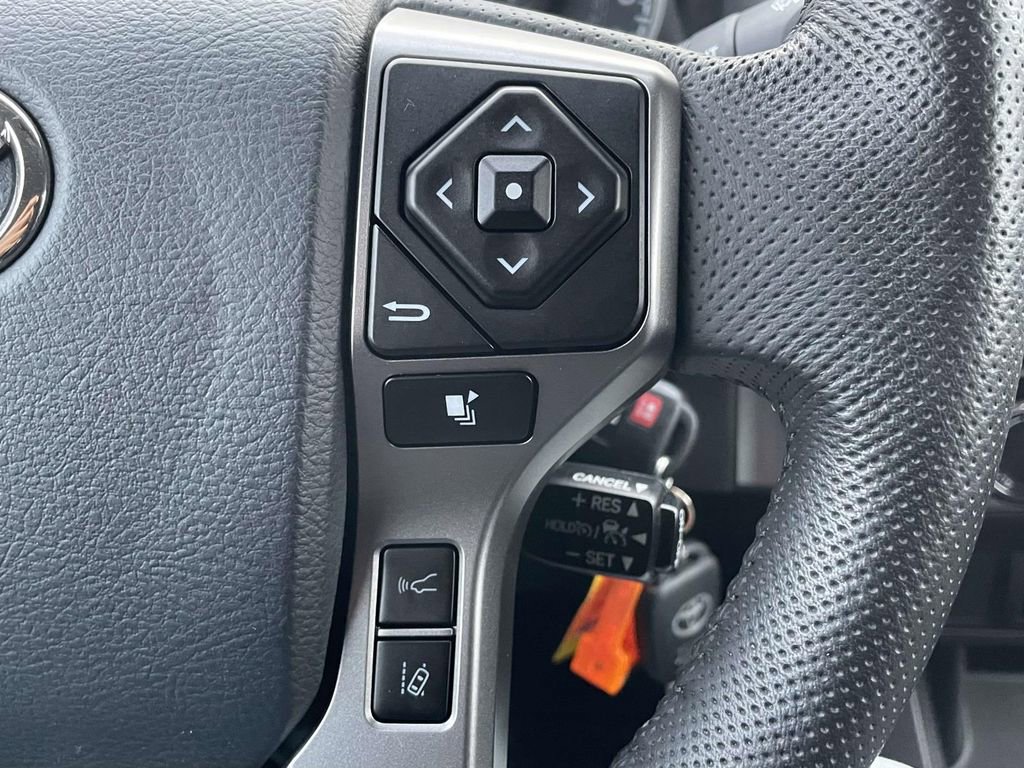 Used 2020 Toyota Tacoma SR5 image 11