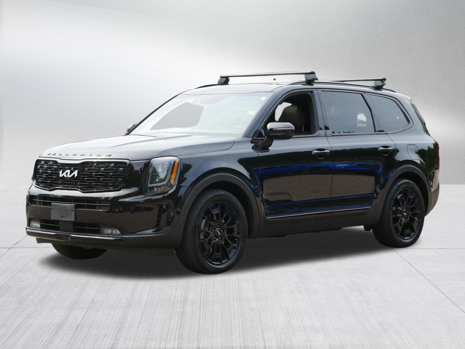 Certified 2022 Kia Telluride SX w/ SX Prestige Package AWD/4WD image 3