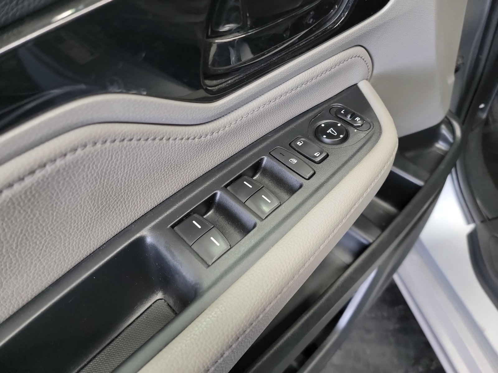 Certified 2023 Honda Odyssey Touring image 14