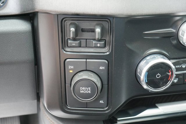 Used 2024 Ford F450 Platinum w/ FX4 Off-Road Package image 23