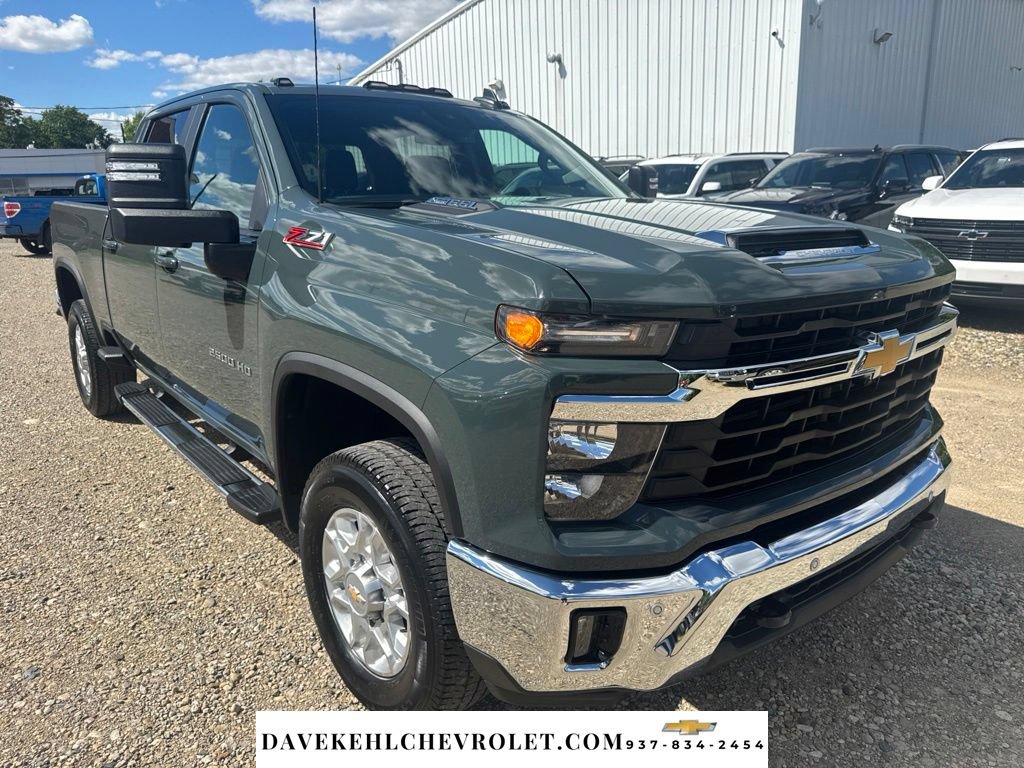 Used 2025 Chevrolet Silverado 2500 LT w/ All Star Edition AWD/4WD image 9