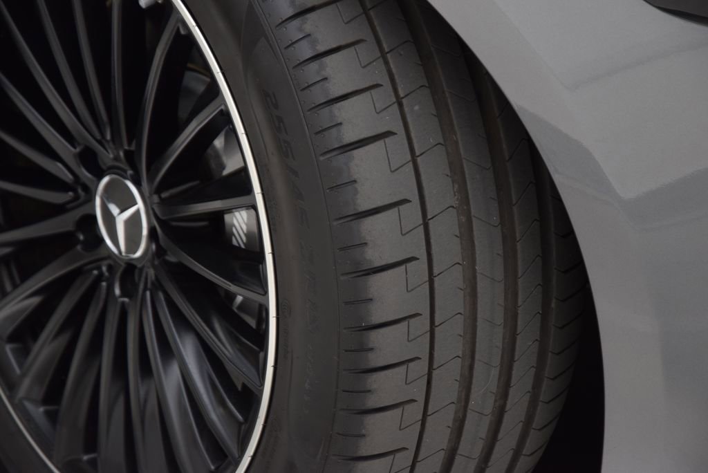 Used 2025 Mercedes-Benz AMG GT 43 image 27