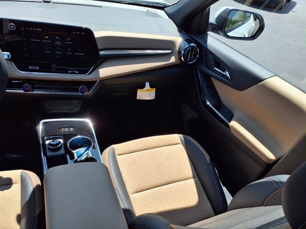 New 2026 Chevrolet Equinox ACTIV image 12