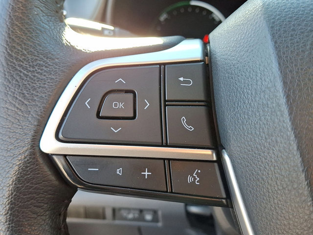 Used 2024 Toyota Sienna XLE image 19