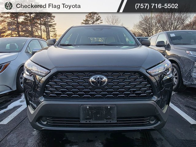 Certified 2025 Toyota Corolla Cross L image 2