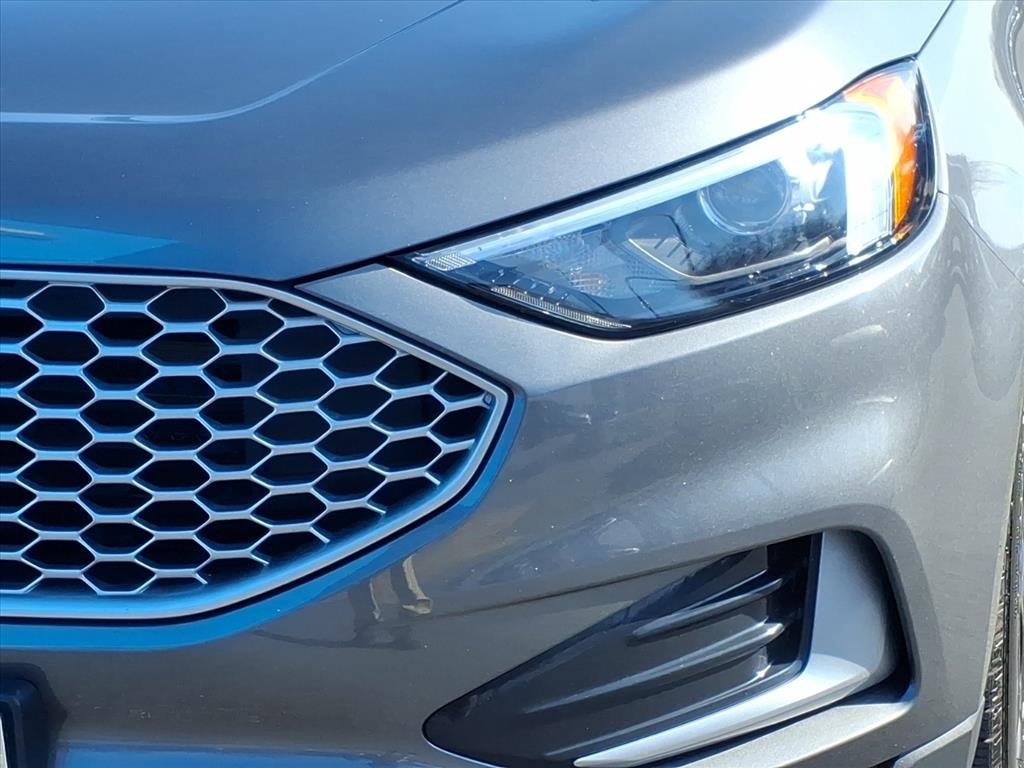 Used 2024 Ford Edge SEL image 7