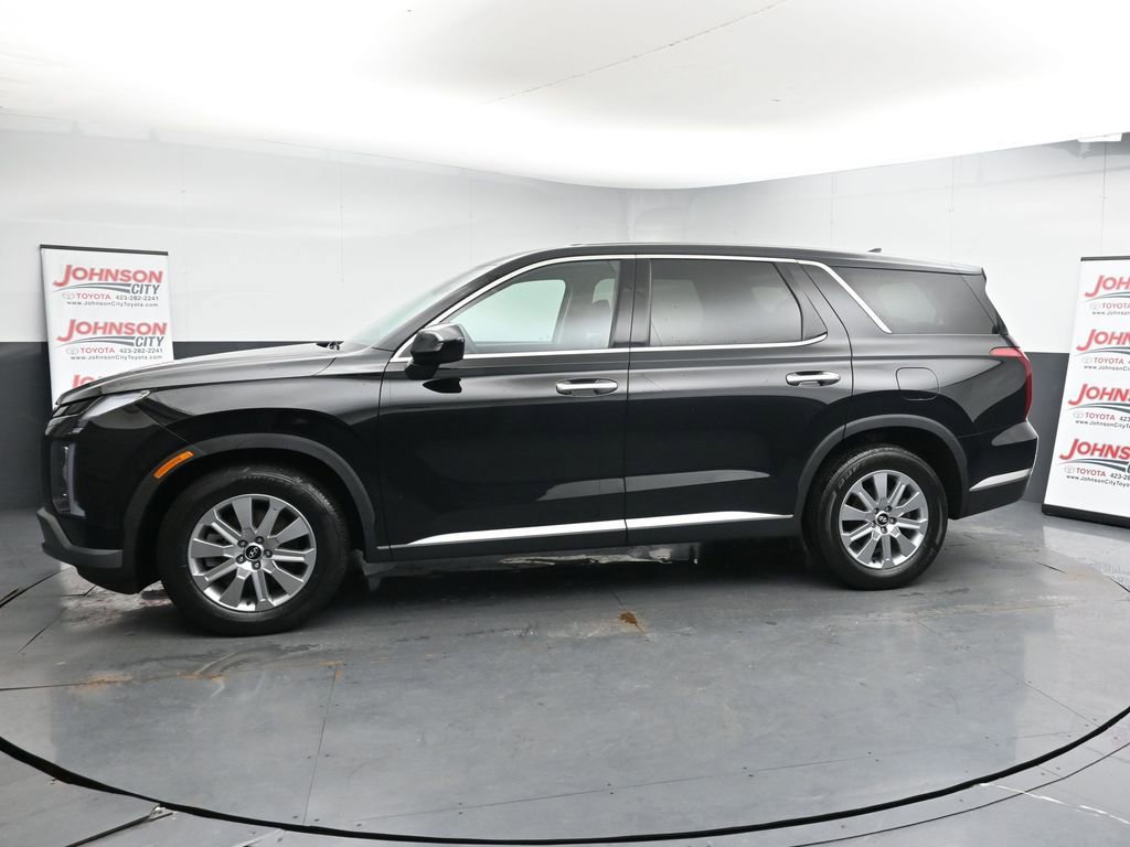 Used 2023 Hyundai Palisade SE w/ Cargo Package image 5