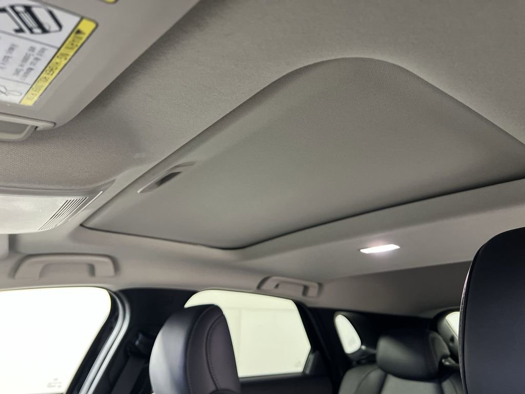 Used 2025 MAZDA CX-30 AWD 2.5 S w/ Preferred Package image 24