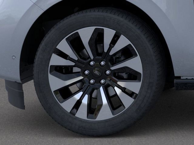 New 2026 Ford Expedition Max Platinum w/ Driver's Package image 19