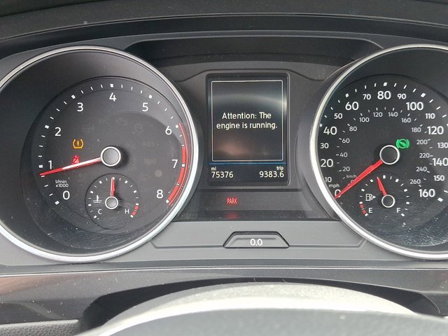 Used 2018 Volkswagen Tiguan SE w/ 18" Alloy Wheels Package FWD image 19