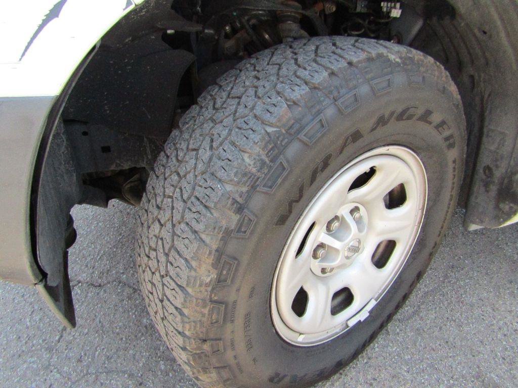Used 2015 Nissan Frontier S RWD image 12
