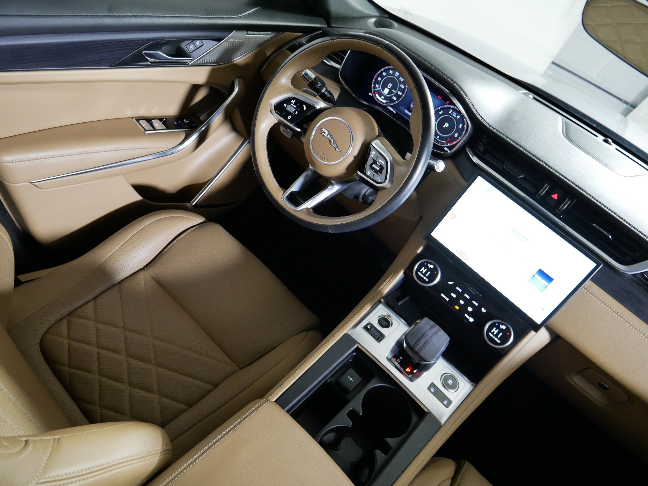 Used 2021 Jaguar F-PACE S AWD/4WD image 9