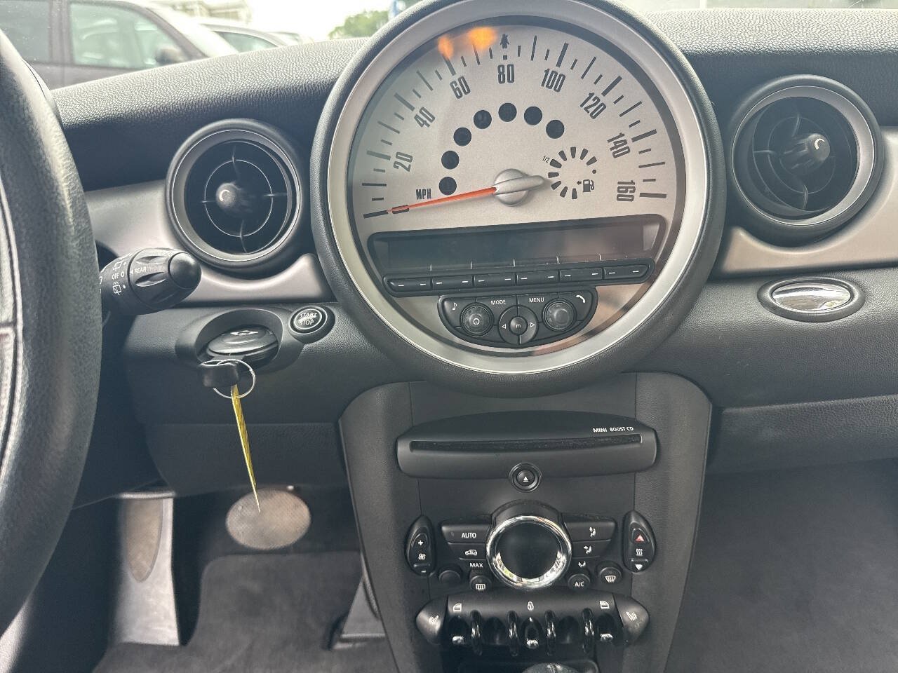 Used 2013 MINI Cooper Clubman FWD image 17