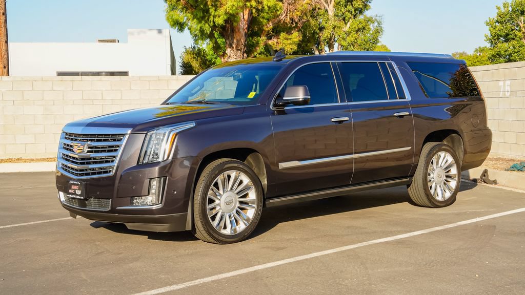 Used 2018 Cadillac Escalade ESV Platinum AWD/4WD image 3