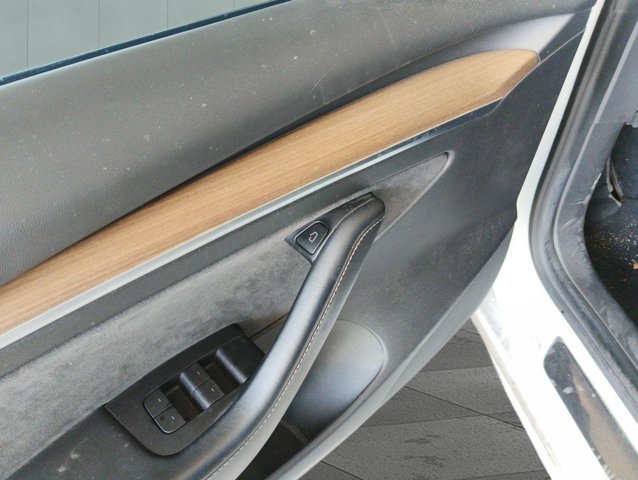 Used 2021 Tesla Model 3 Performance AWD/4WD image 9