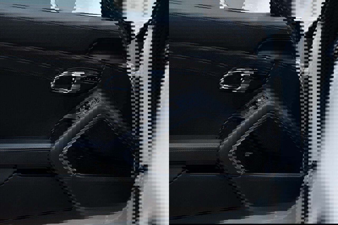 Used 2017 Porsche 911 Turbo S image 24