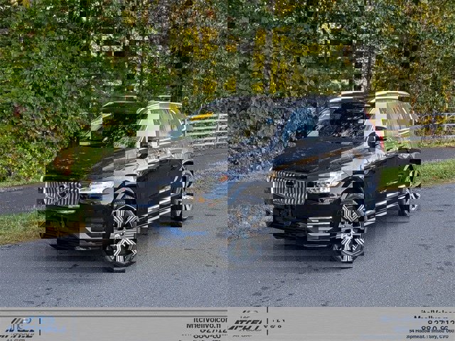 Certified 2022 Volvo XC90 T8 Inscription w/ Advanced Package image 1
