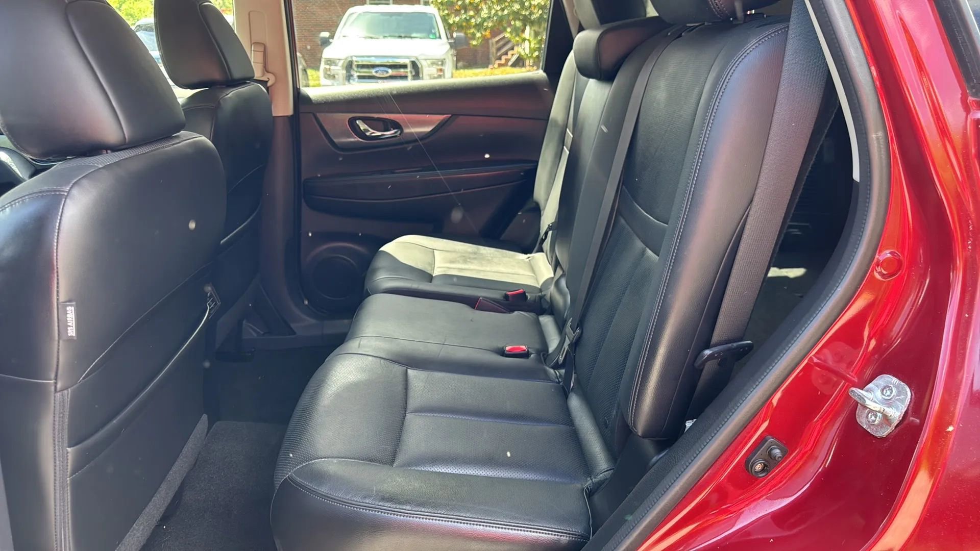 Used 2014 Nissan Rogue SL w/ SL Premium Package image 11