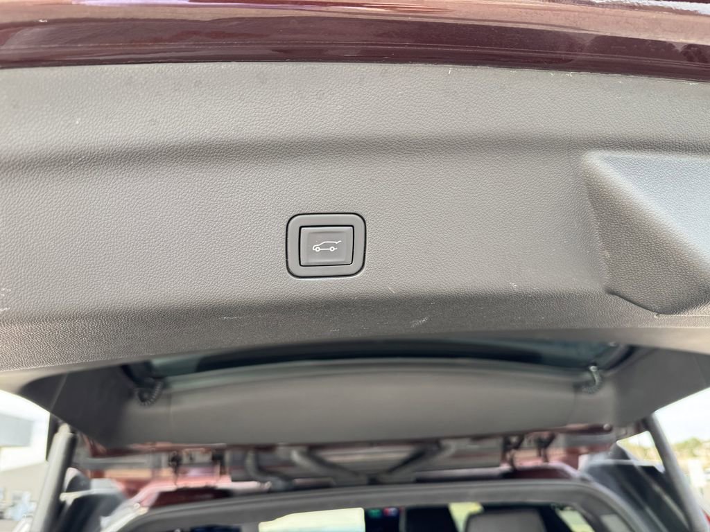 Used 2023 Cadillac Escalade Sport Platinum image 10