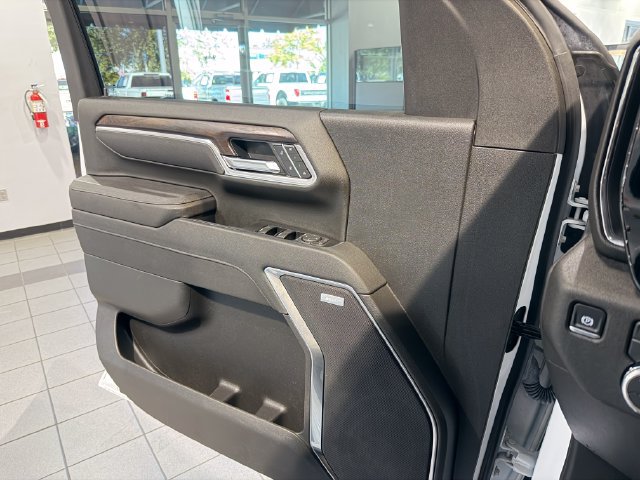 Used 2026 GMC Sierra 2500 SLT AWD/4WD image 25